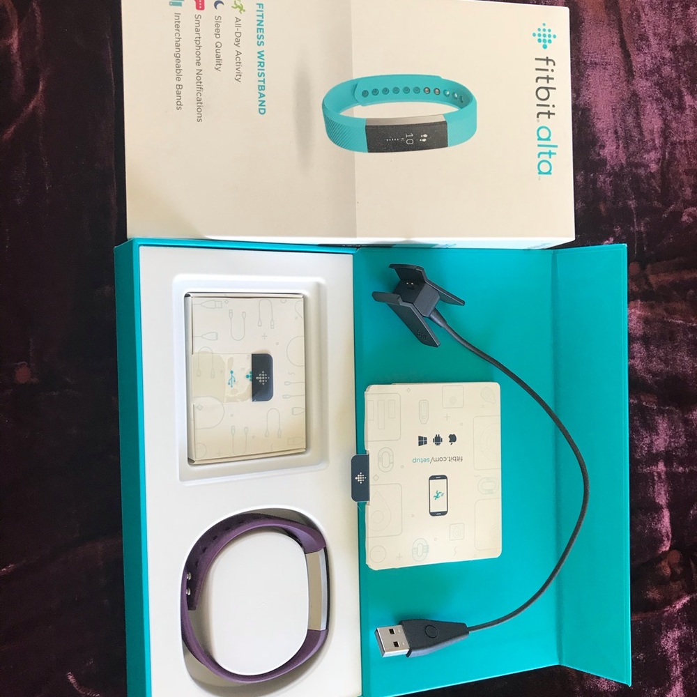 Fitbit Alta - image 3
